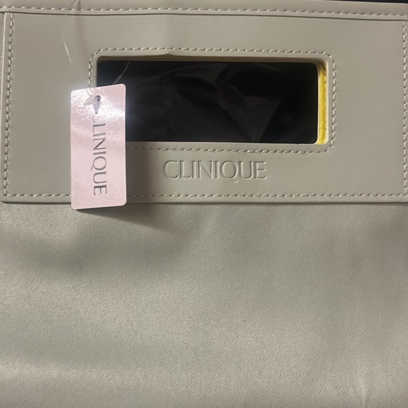 Clinique Light Green Tote Bag - Picture 2 of 7